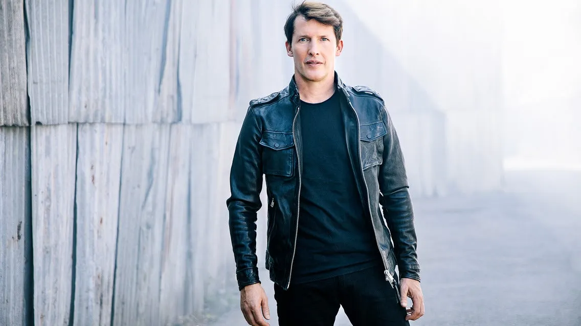 James Blunt - Airplane Mode Tour | Box seat